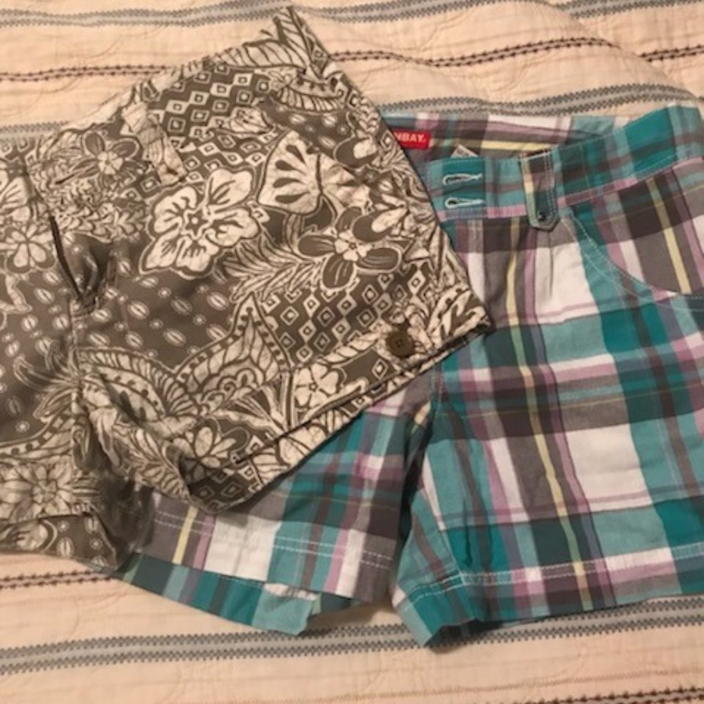 2 pair of Union bay cotton shorts
